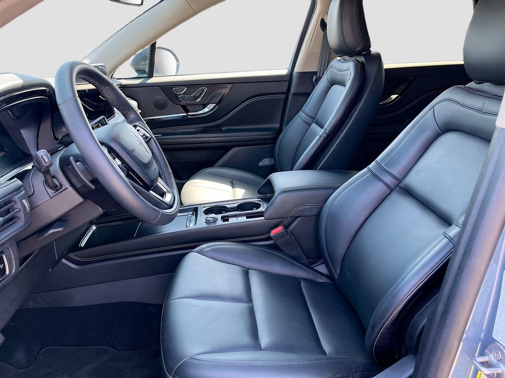 Used 2025 Lincoln Corsair FWD image 21