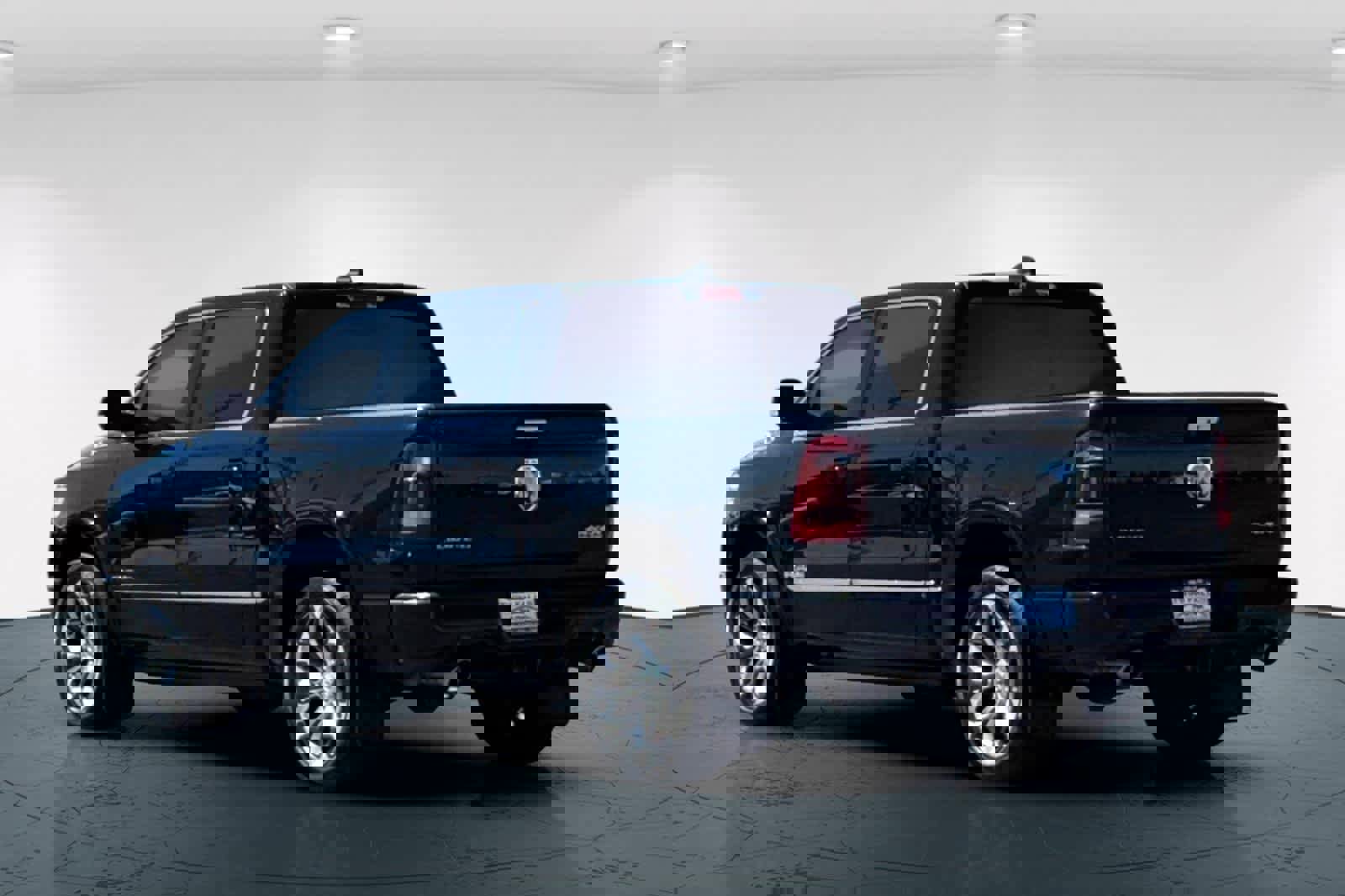 Used 2019 RAM 1500 Limited image 8