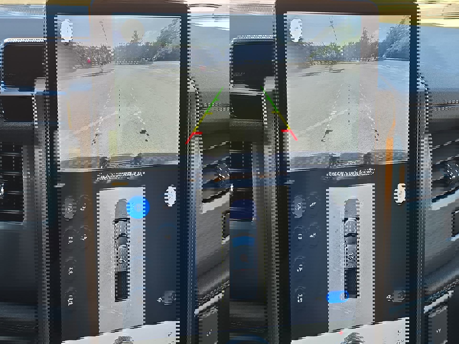 Used 2023 Ford F150 Lightning 4x4 SuperCrew image 18