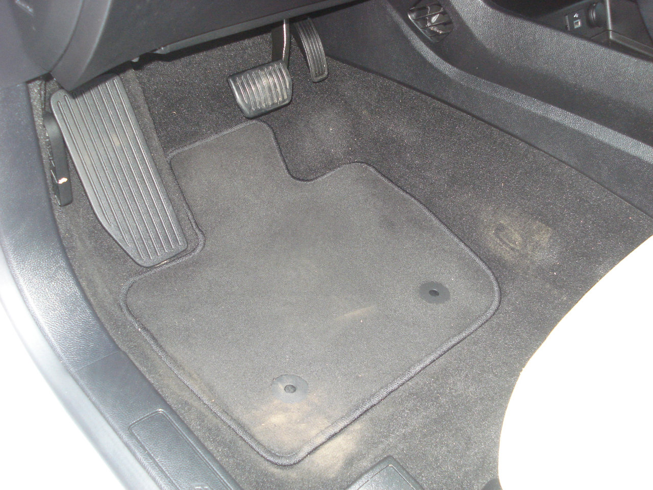 Used 2019 Ford Fusion S image 18