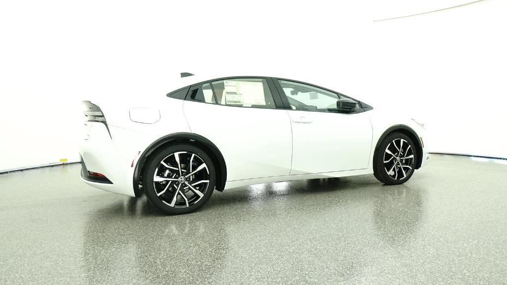 New 2026 Toyota Prius Plug-In Hybrid image 29