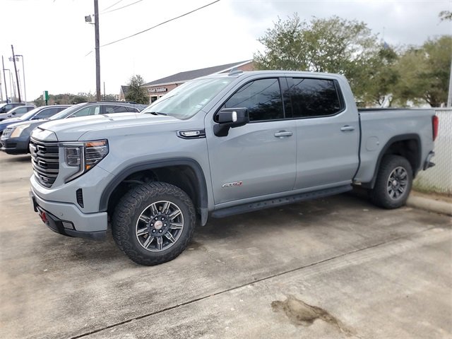Used 2024 GMC Sierra 1500 AT4 w/ AT4 Premium Package image 11