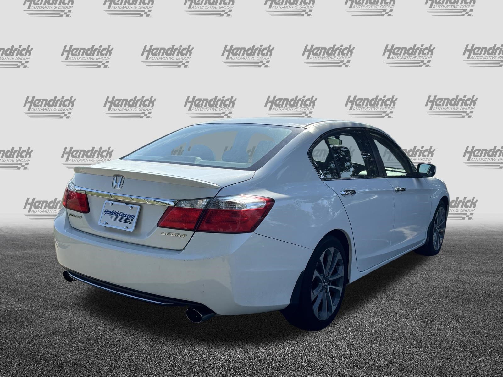 Used 2015 Honda Accord Sport image 11