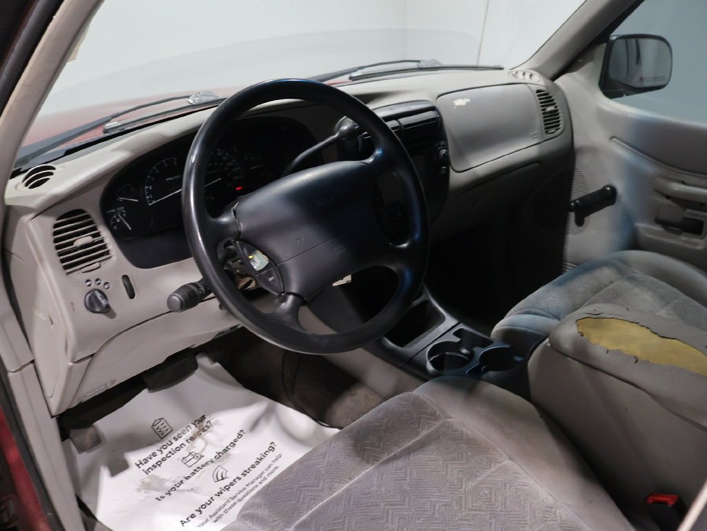 Used 2000 Ford Explorer XL AWD/4WD image 19