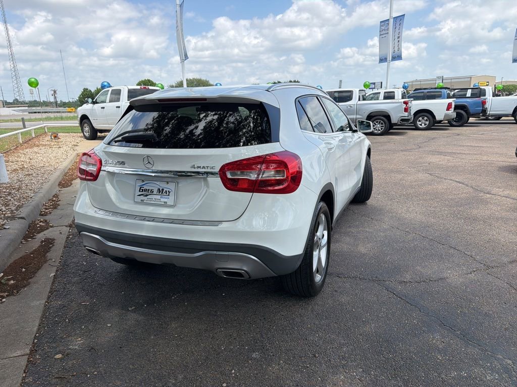 Used 2020 Mercedes-Benz GLA 250 4MATIC w/ Convenience Package image 3