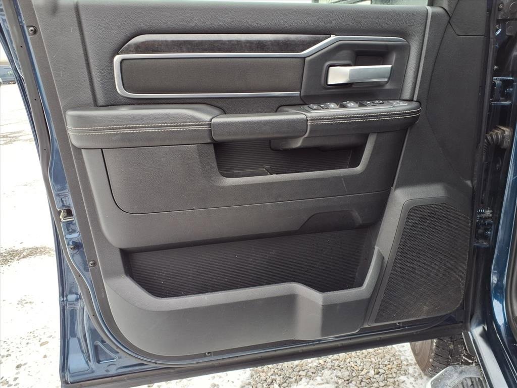 Used 2024 RAM 2500 Big Horn w/ Bed Utility Group image 21