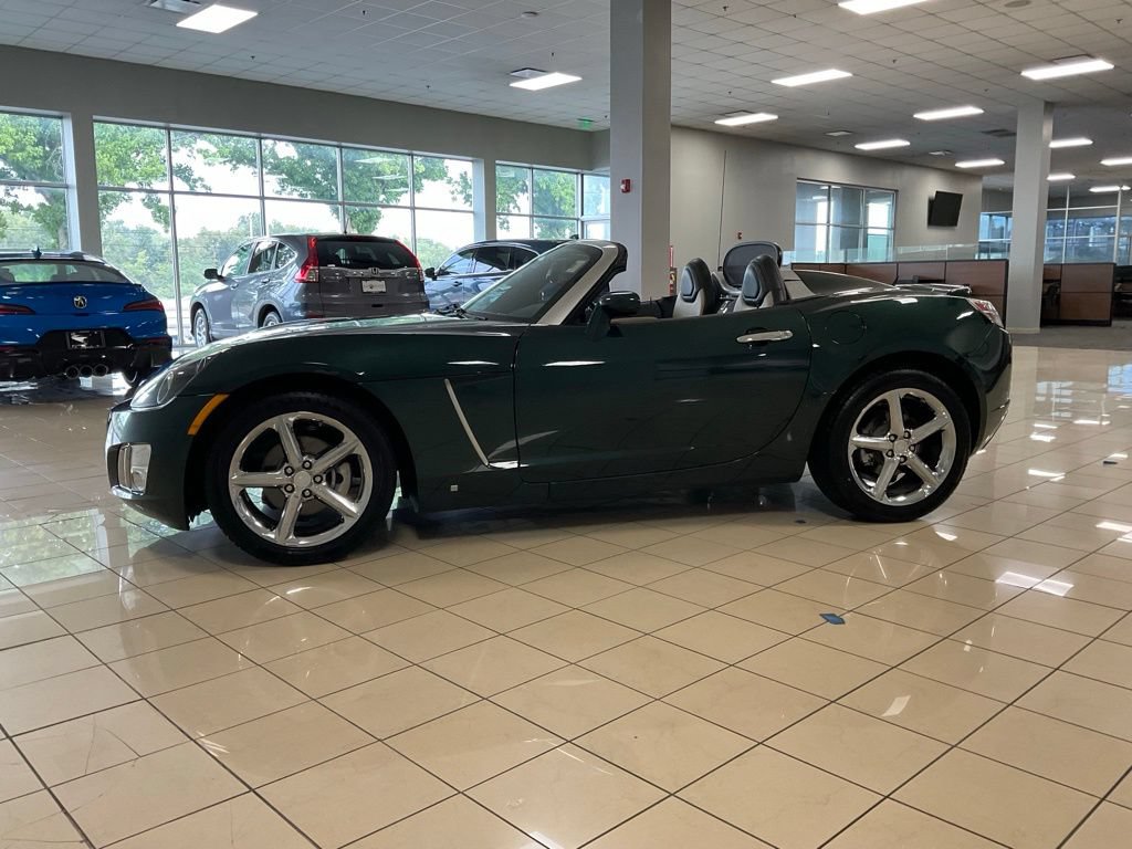 Used 2008 Saturn Sky Red Line RWD image 3