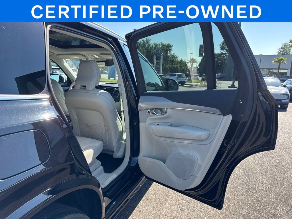 Certified 2023 Volvo XC90 B5 Core w/ Protection Package Premier AWD/4WD image 17