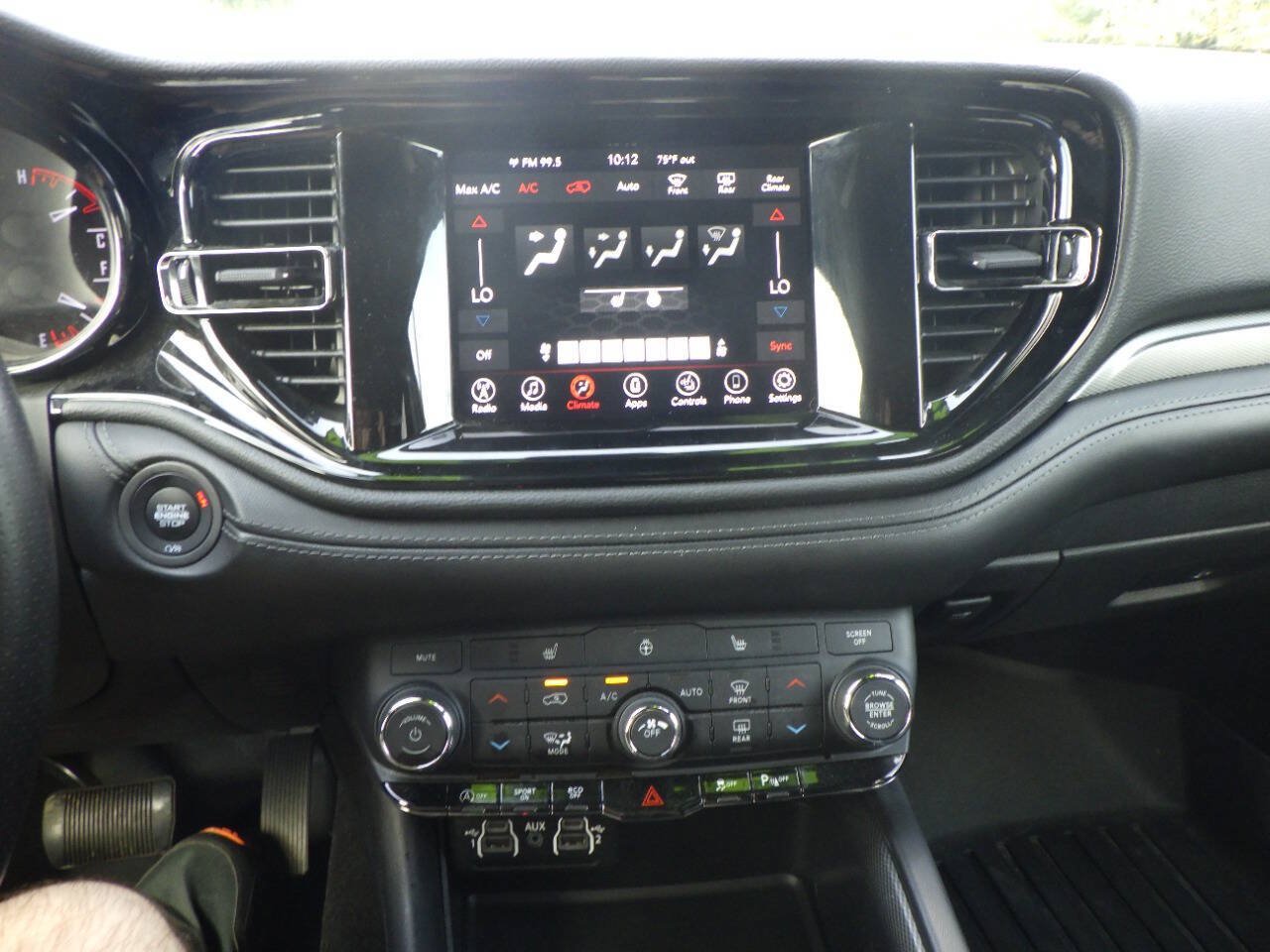 Used 2022 Dodge Durango GT w/ Blacktop Package AWD/4WD image 25