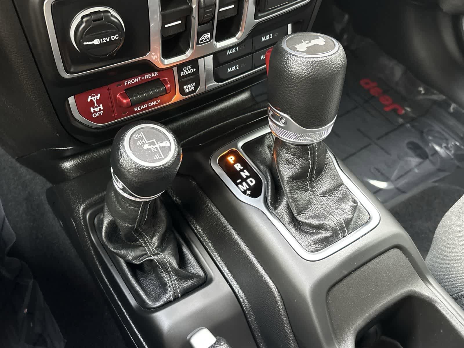 Used 2026 Jeep Wrangler Unlimited Rubicon AWD/4WD image 26