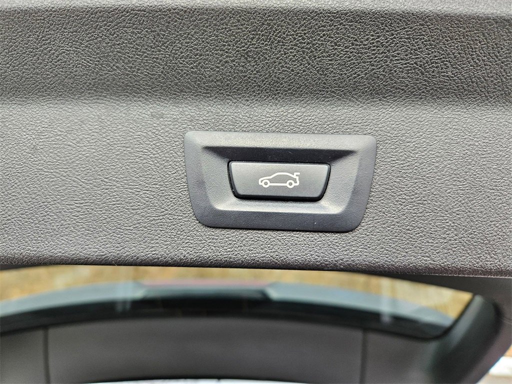 Used 2019 BMW X3 xDrive30i w/ Driving Assistance Package image 24