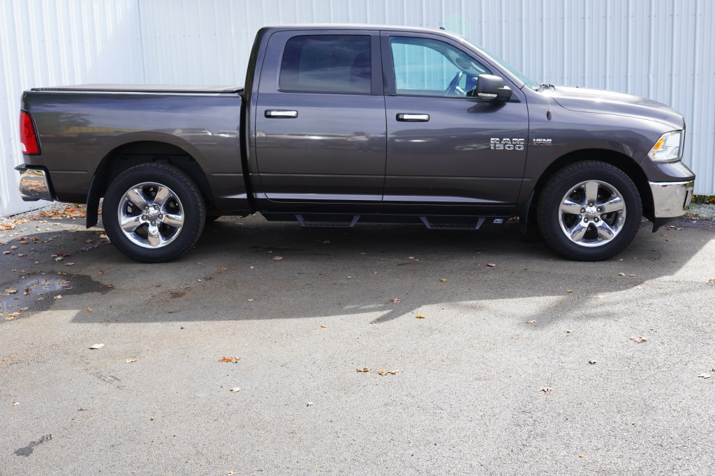 Used 2017 RAM 1500 Big Horn AWD/4WD image 2