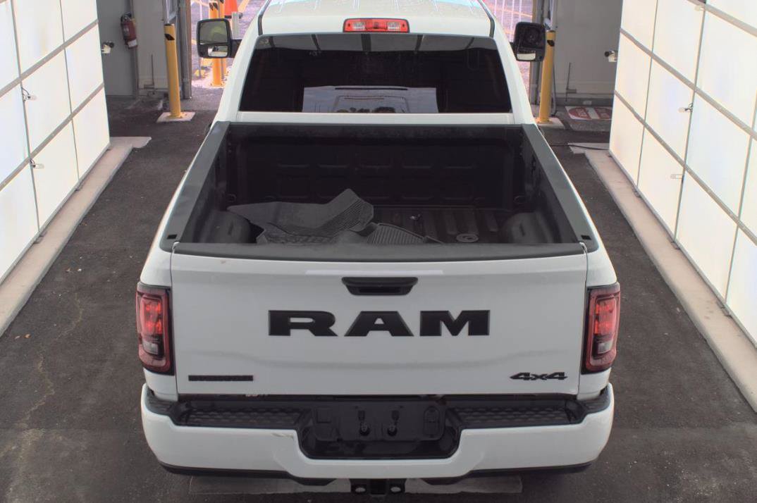 Used 2025 RAM 2500 Big Horn AWD/4WD image 13