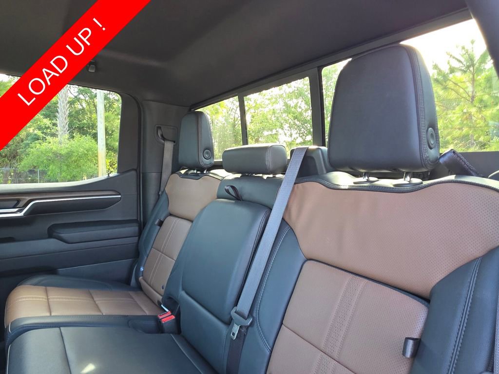 Used 2024 Chevrolet Silverado 1500 High Country w/ Technology Package image 20