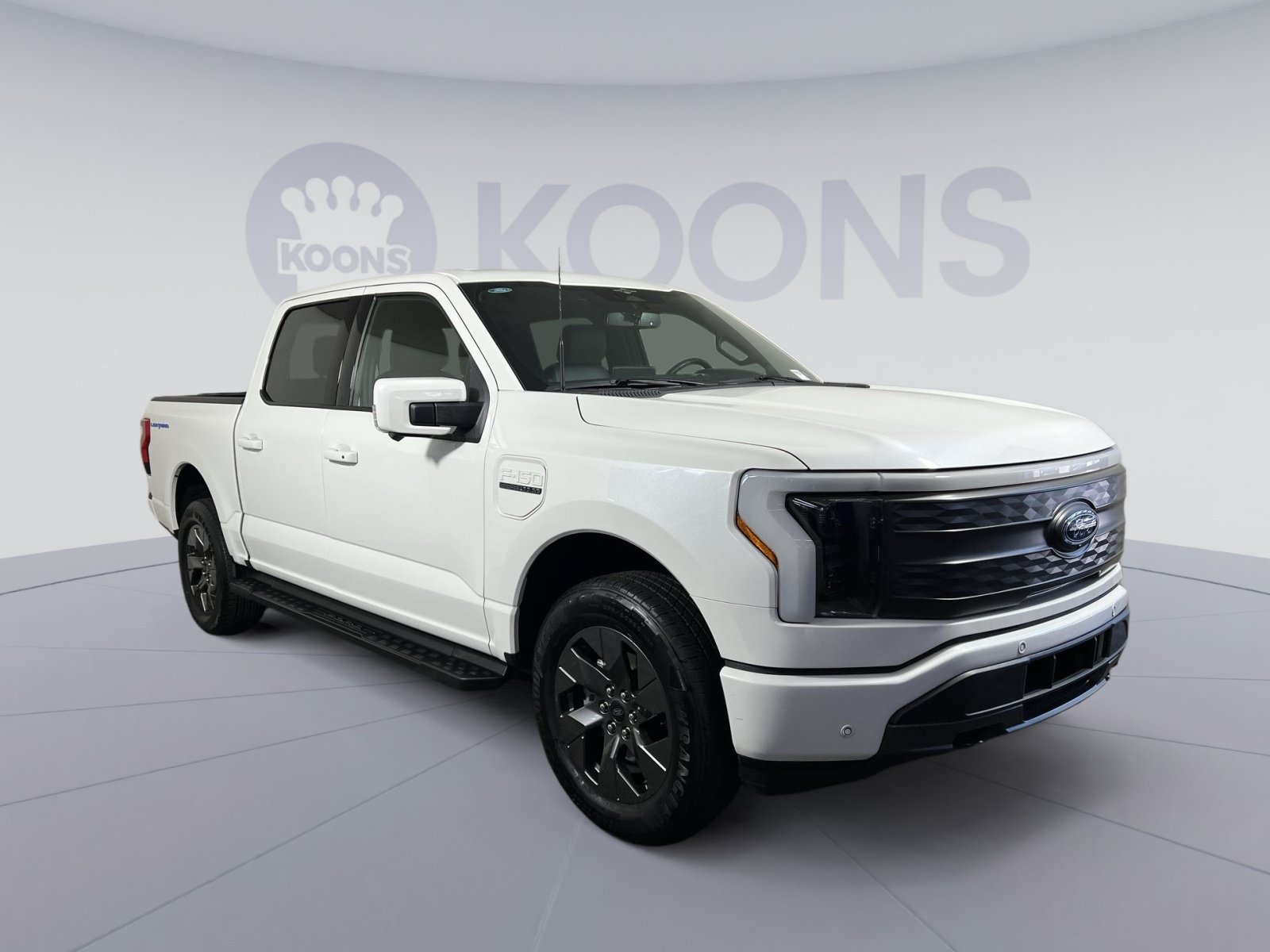 Used 2023 Ford F150 Lightning Lariat AWD/4WD image 2