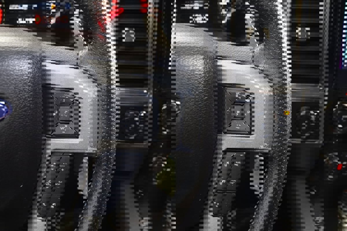 Used 2017 Ford F150 Raptor w/ Equipment Group 801A Mid image 39