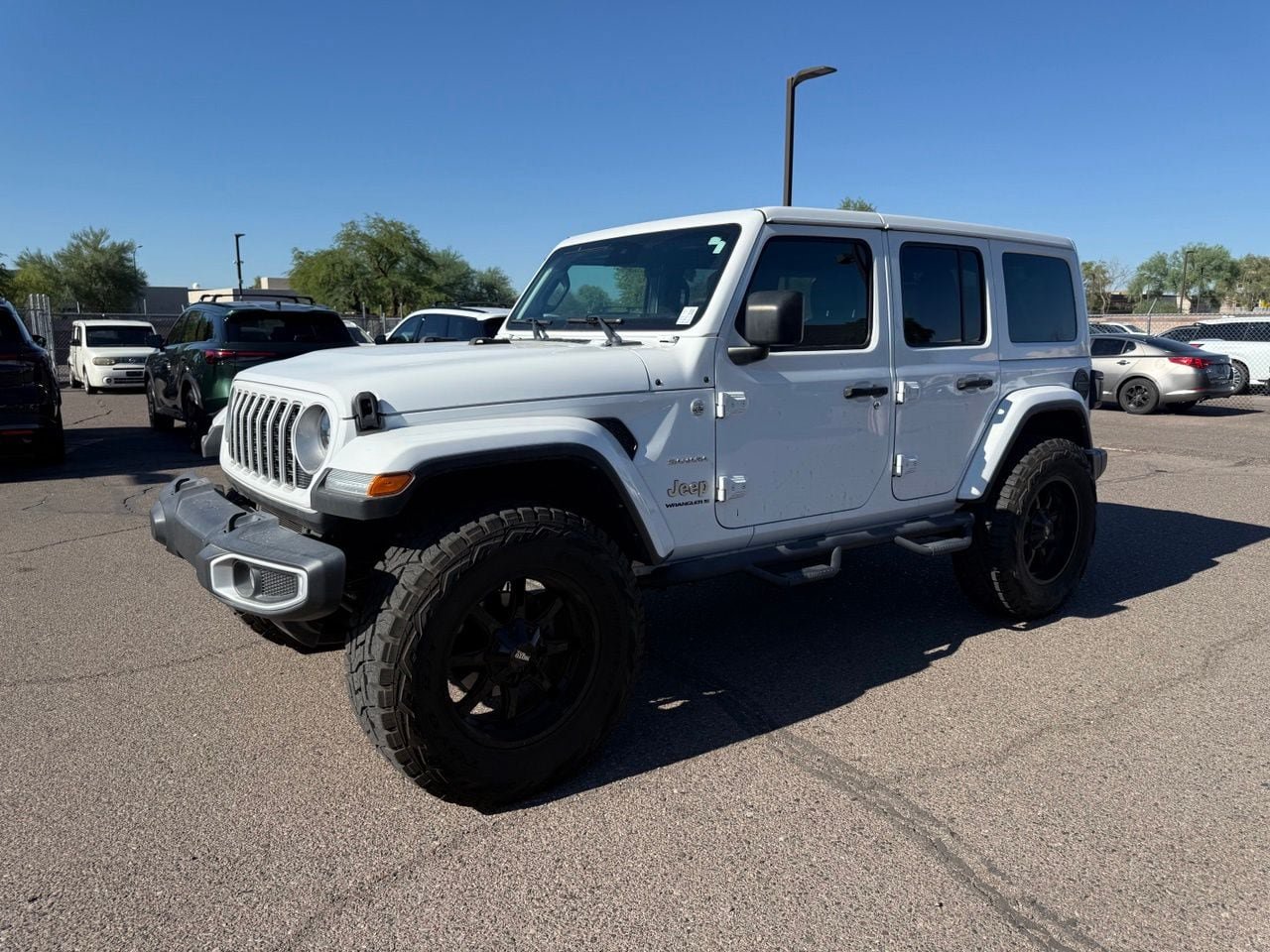 Used 2024 Jeep Wrangler Unlimited Sahara w/ Safety Group AWD/4WD image 1