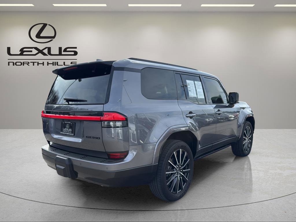 Used 2025 Lexus GX 550 w/ Accessory Package (Z1) image 6
