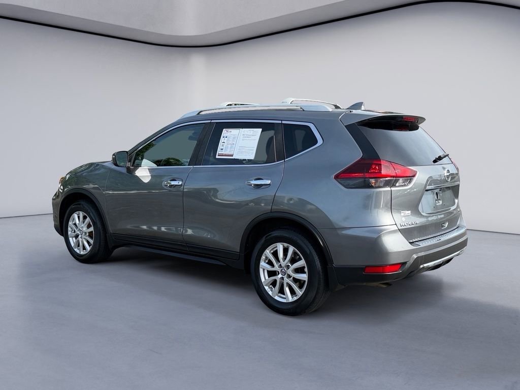 Used 2019 Nissan Rogue S w/ Special Edition Package FWD image 3