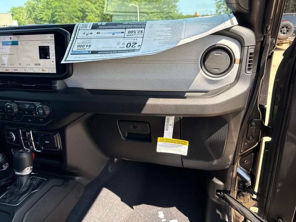 New 2026 Jeep Wrangler Unlimited Sport AWD/4WD image 25