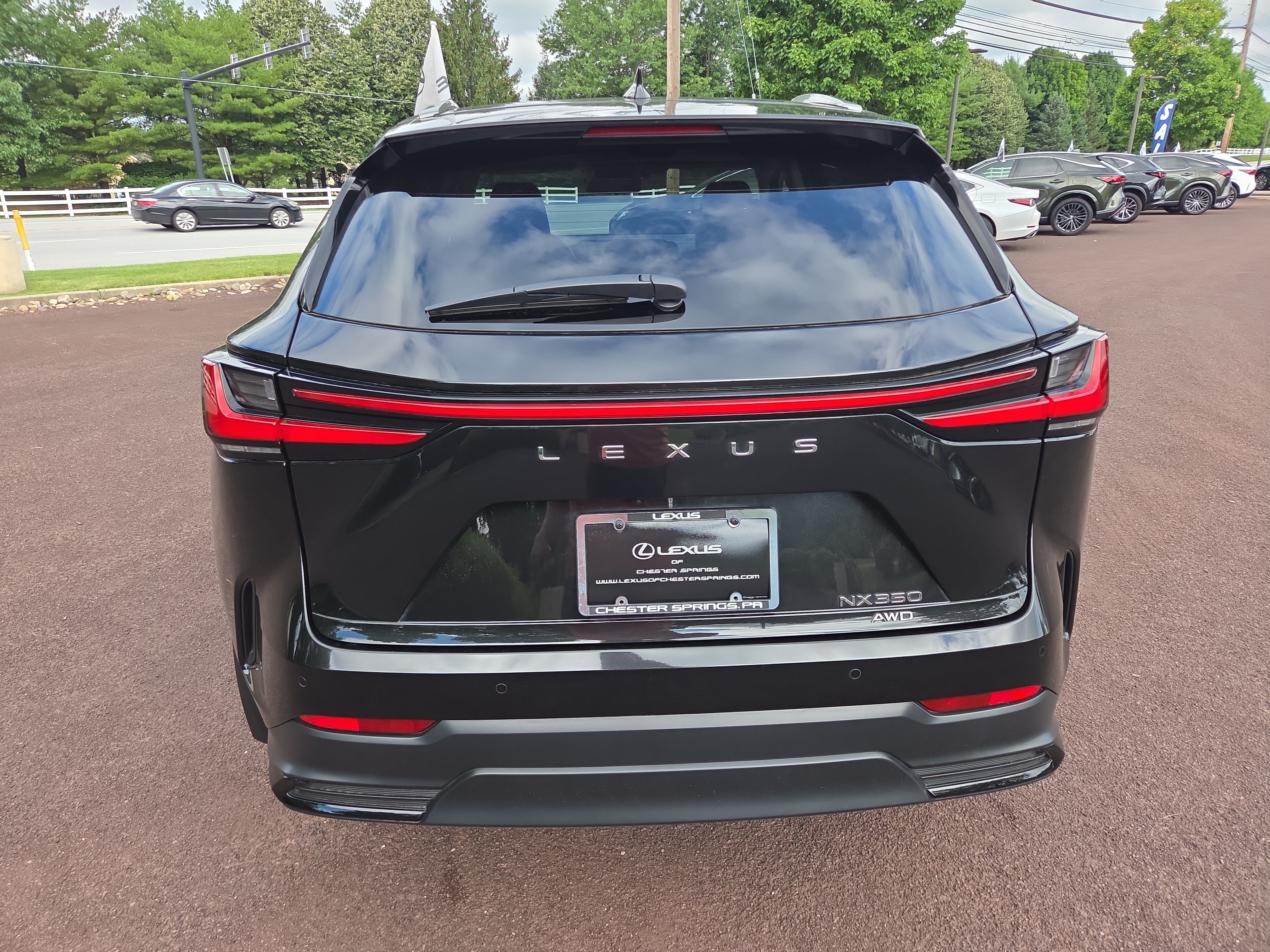 Certified 2025 Lexus NX 350 AWD w/ Accessory Package (2T) image 4