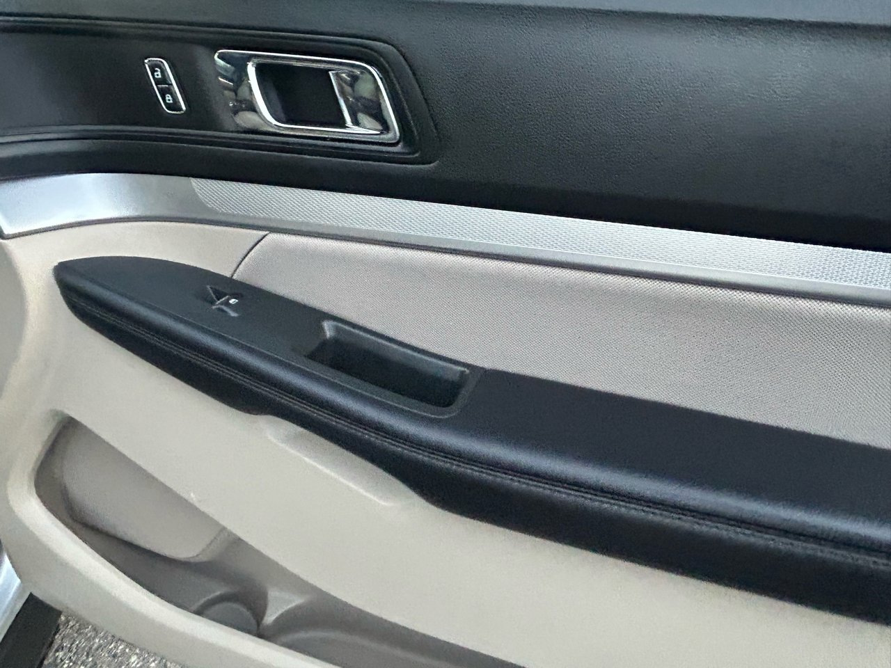 Used 2018 Ford Explorer 4WD image 19