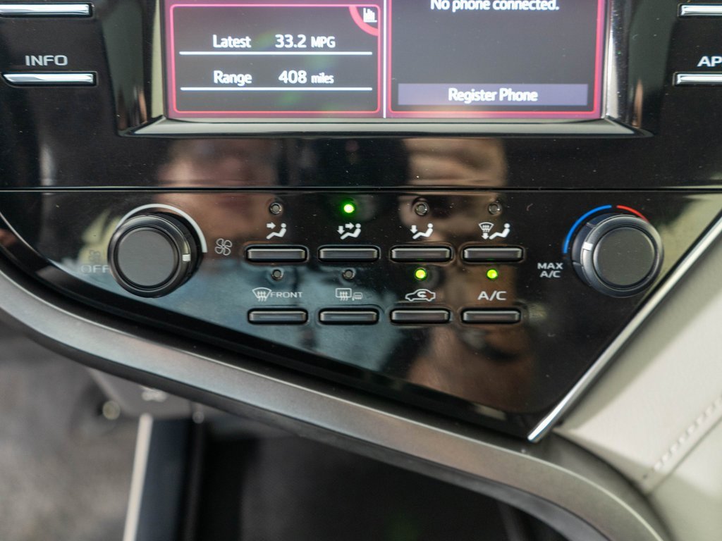 Used 2018 Toyota Camry LE w/ Moonroof Package image 20