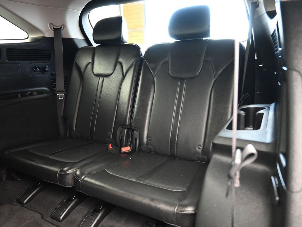 Used 2022 Kia Sorento S image 38