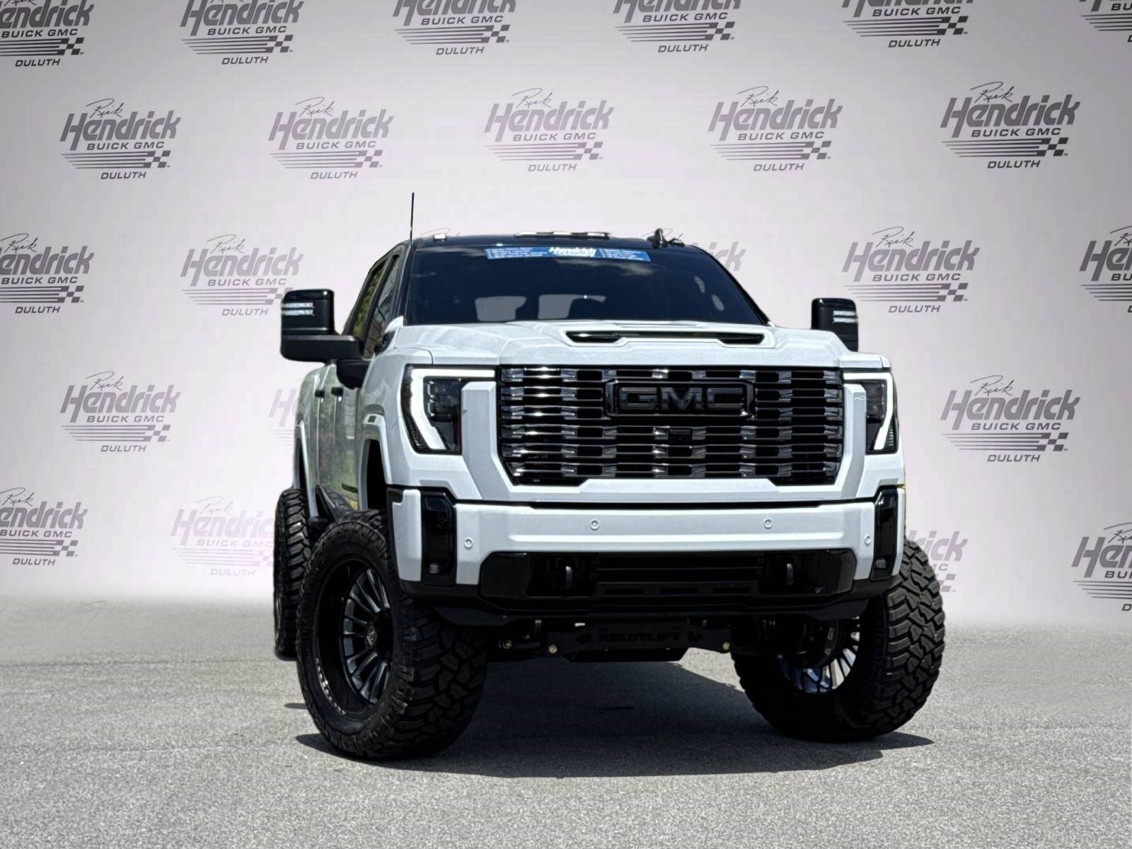 Used 2026 GMC Sierra 2500 Denali Ultimate w/ Max Trailering Package AWD/4WD image 2