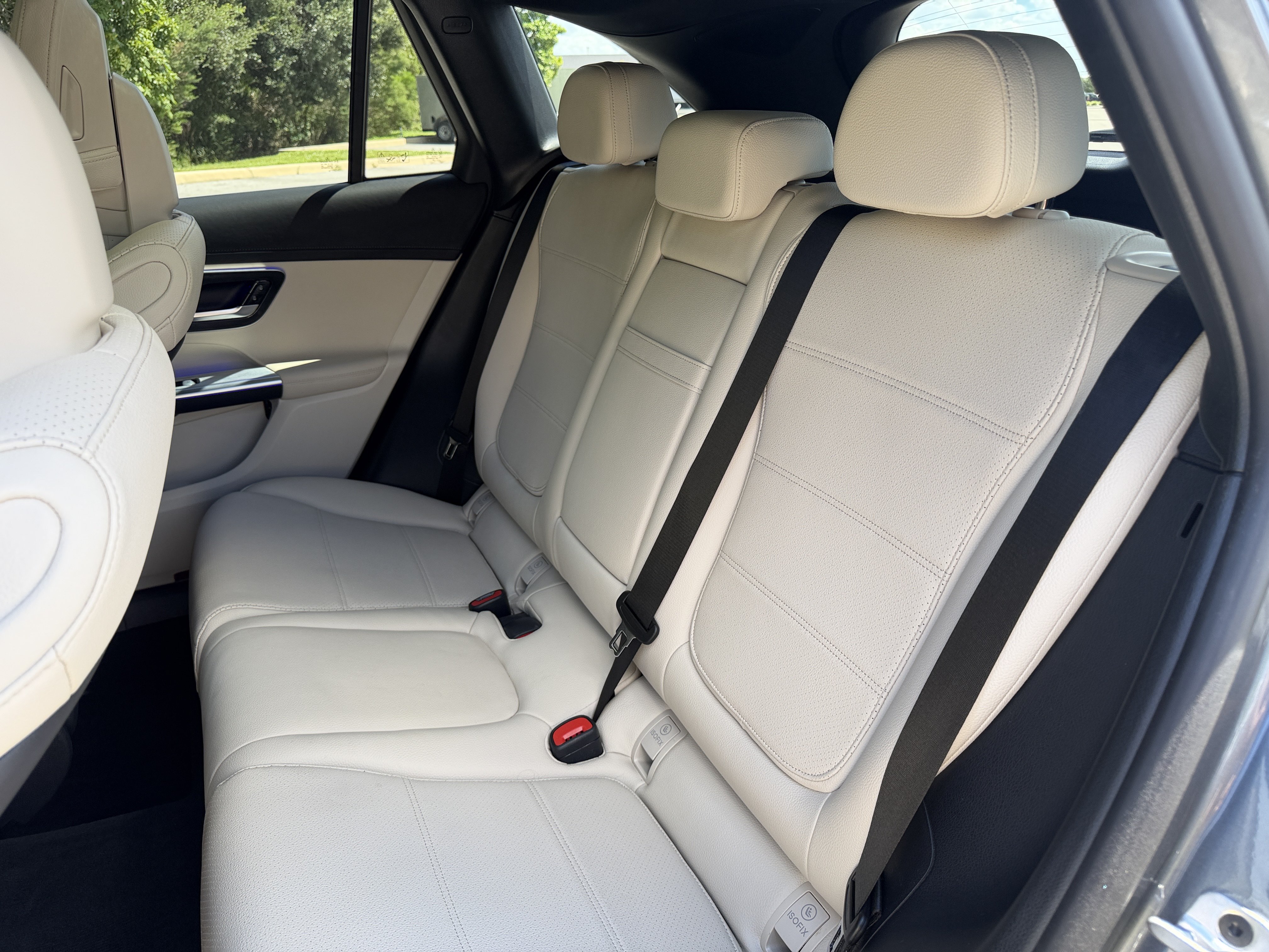 Used 2023 Mercedes-Benz GLC 300 4MATIC image 19
