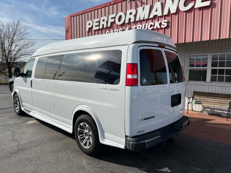 Used 2019 Chevrolet Express 2500 Extended w/ Enhanced Convenience Package image 3