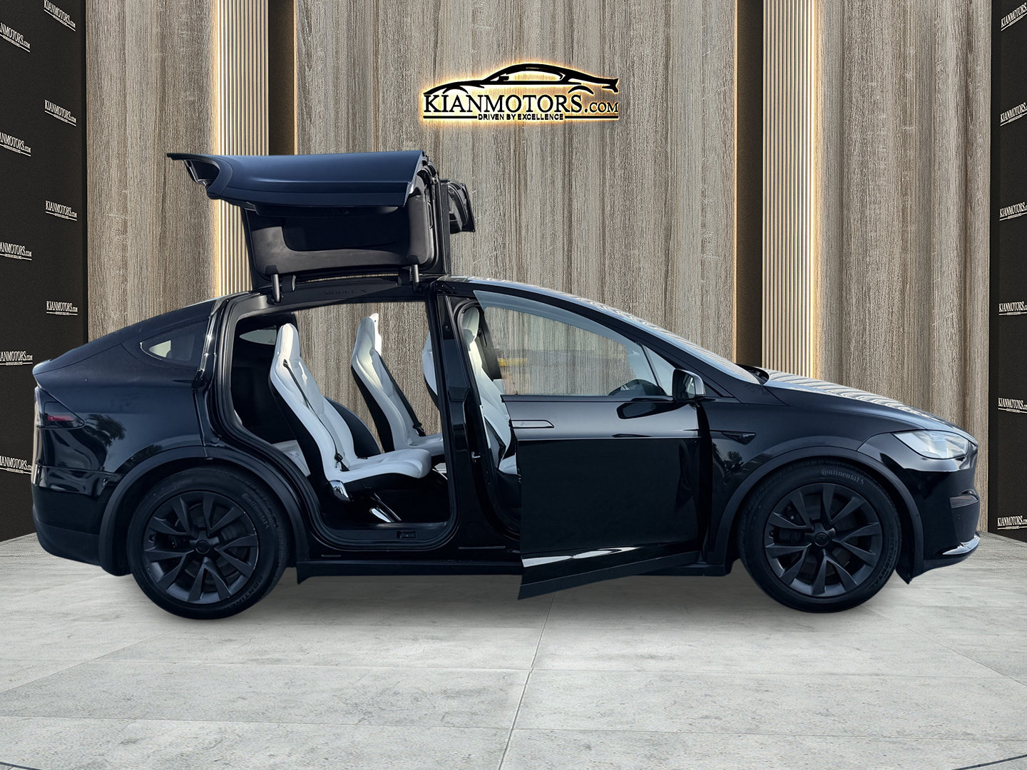 Used 2023 Tesla Model X AWD/4WD image 17