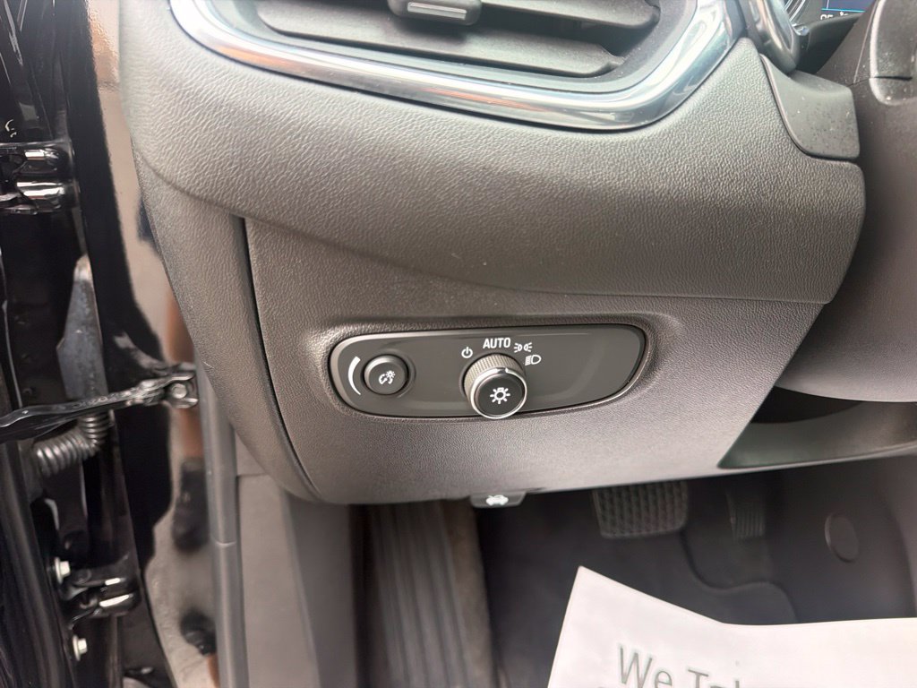 Used 2023 Chevrolet Equinox LT w/ Driver Convenience Package FWD image 26