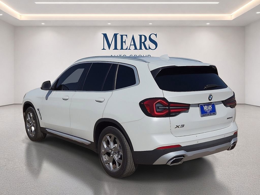 Used 2023 BMW X3 sDrive30i w/ Convenience Package RWD image 3