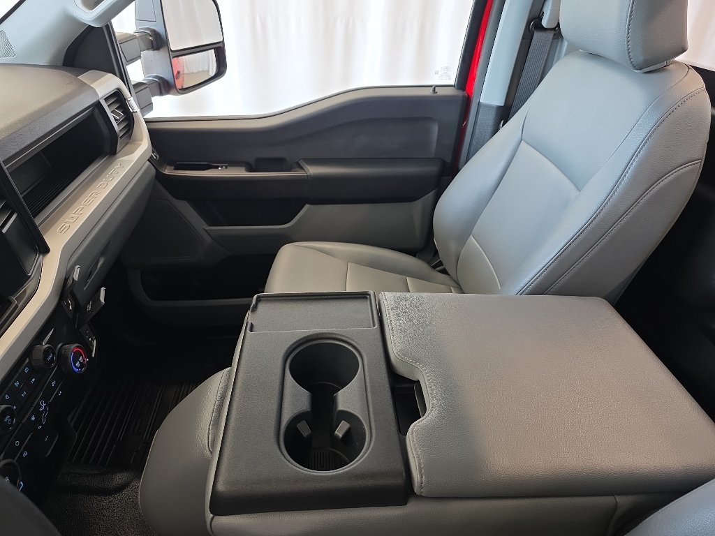 Used 2023 Ford F250 XL w/ Snow Plow Prep Package AWD/4WD image 34