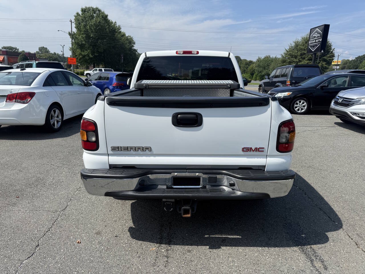 Used 2004 GMC Sierra 1500 SLE w/ Light Duty Power Package RWD image 6