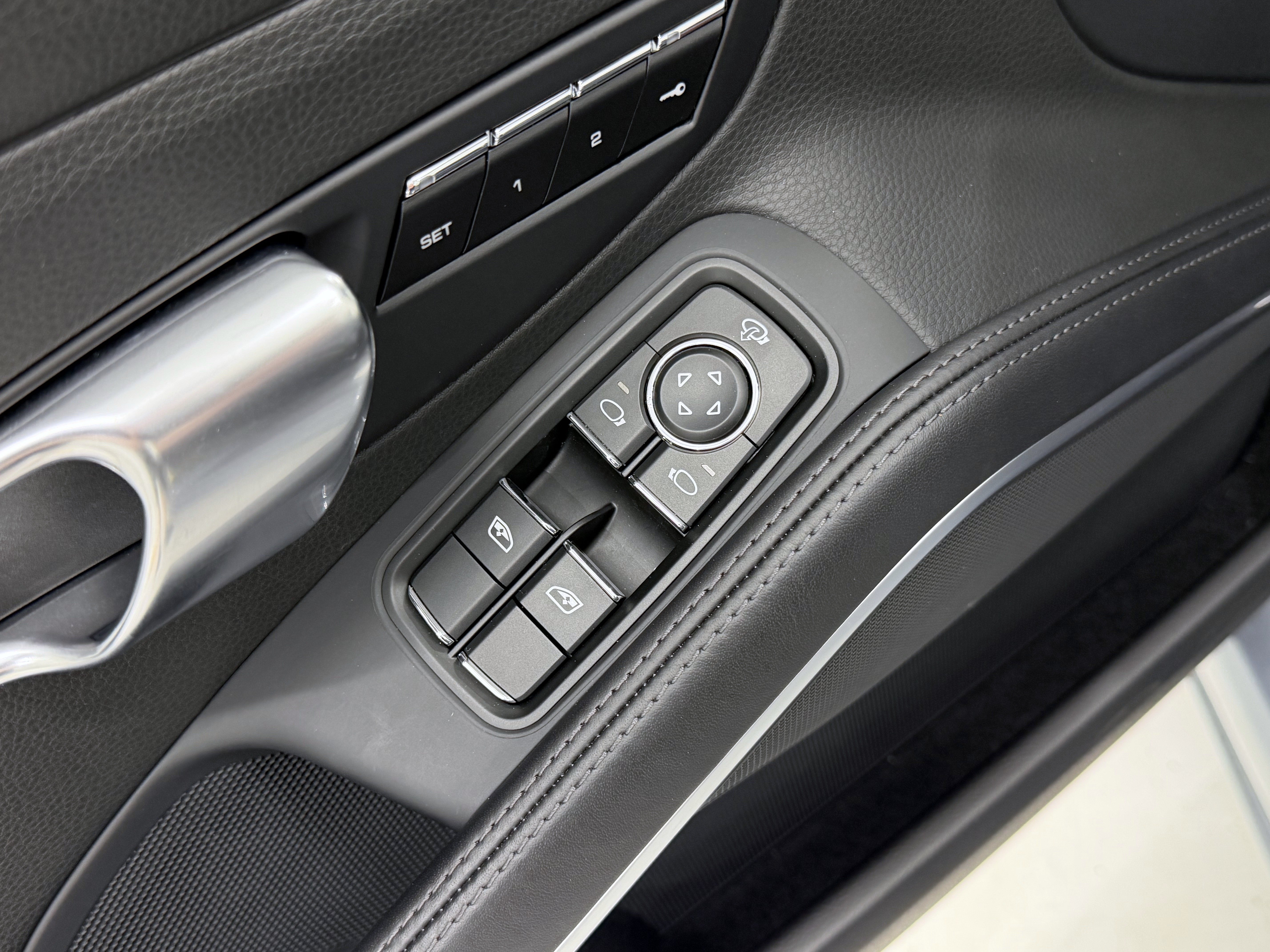 Used 2024 Porsche 718 Boxster GTS RWD image 29