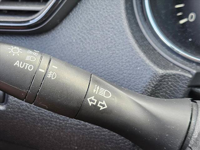Used 2017 Nissan Rogue SL FWD image 9