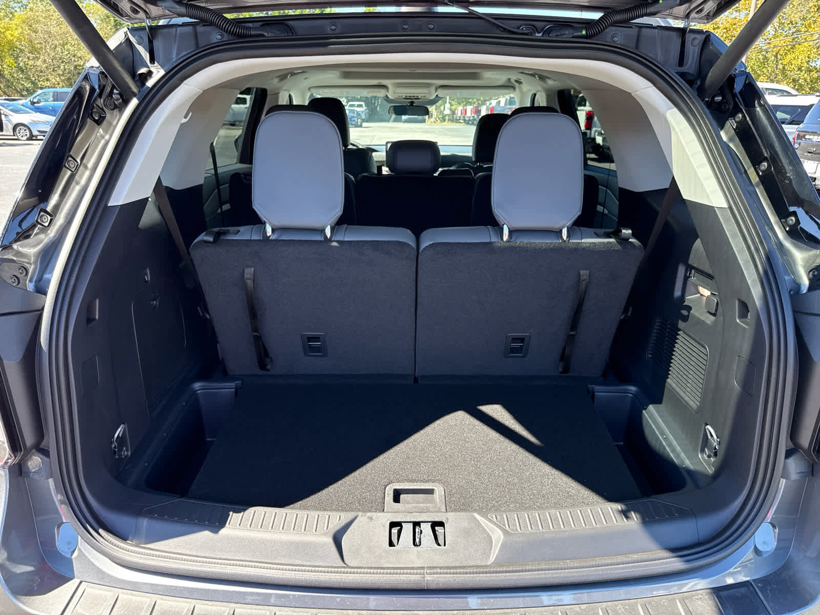 New 2025 Ford Explorer Active w/ Active Comfort Package image 30