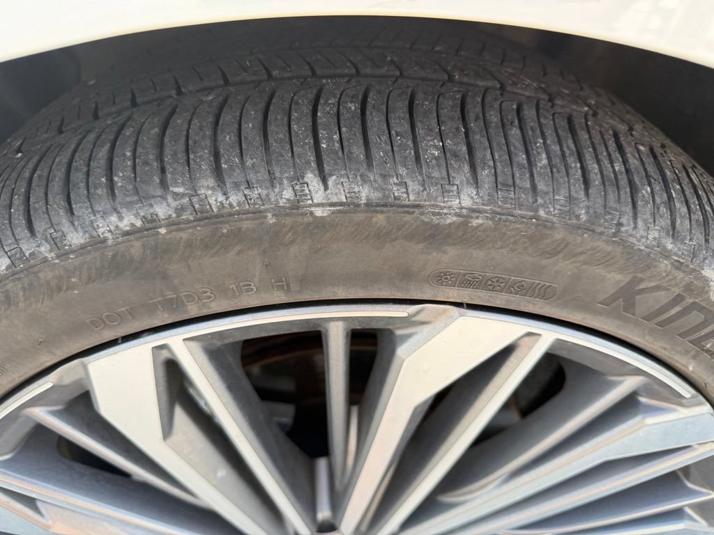 Used 2025 Nissan Altima 2.5 SL FWD image 7