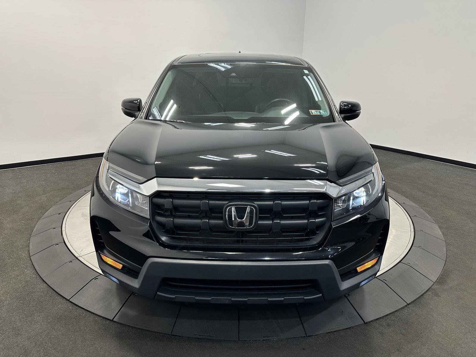Certified 2024 Honda Ridgeline RTL image 3