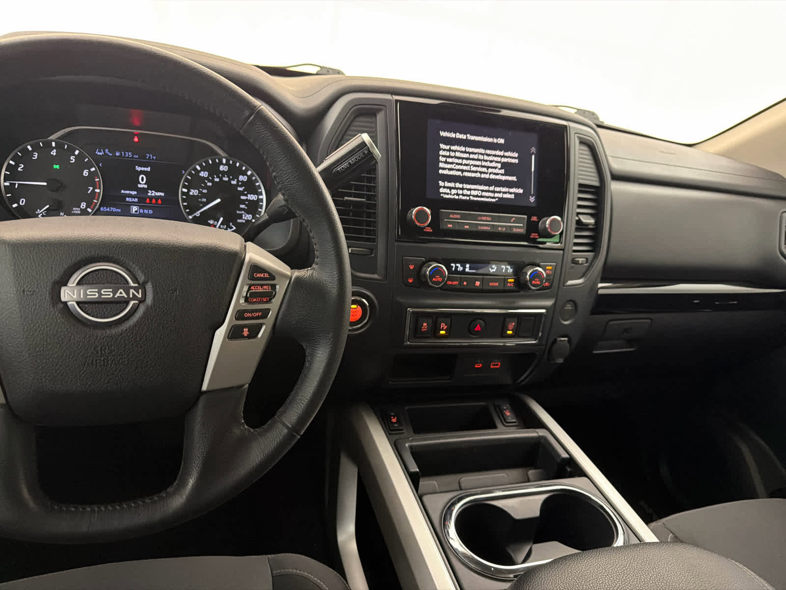 Used 2023 Nissan Titan SV w/ SV Convenience Package image 18