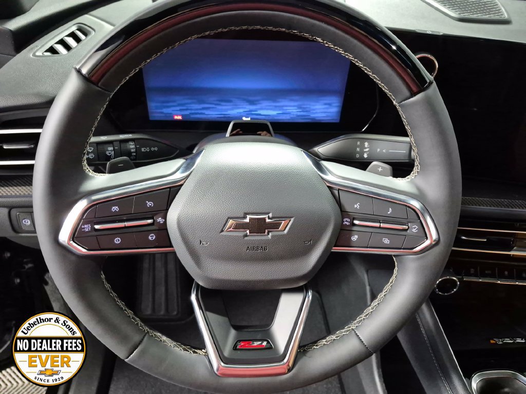 New 2027 Chevrolet Traverse Z71 w/ Enhanced Driving Package AWD/4WD image 11
