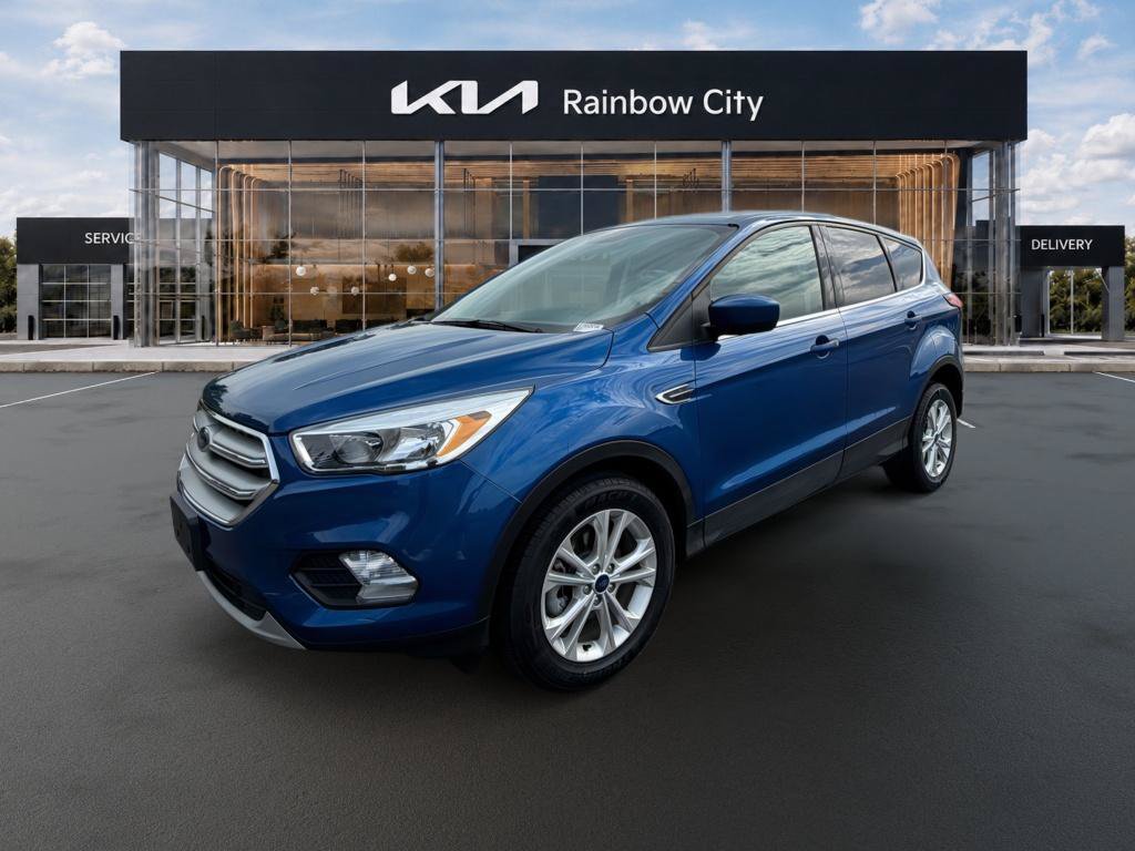 Used 2019 Ford Escape SE FWD image 2