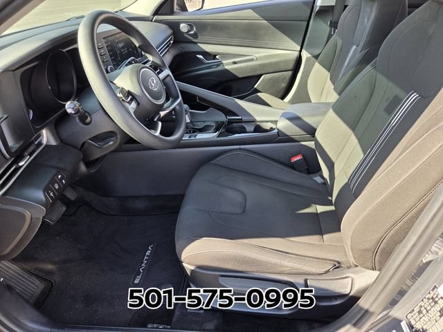 Used 2023 Hyundai Elantra Blue FWD image 10
