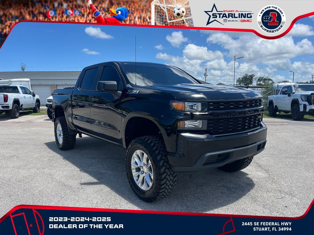 Used 2019 Chevrolet Silverado 1500 Custom Trail Boss w/ Custom Convenience Package AWD/4WD image 3