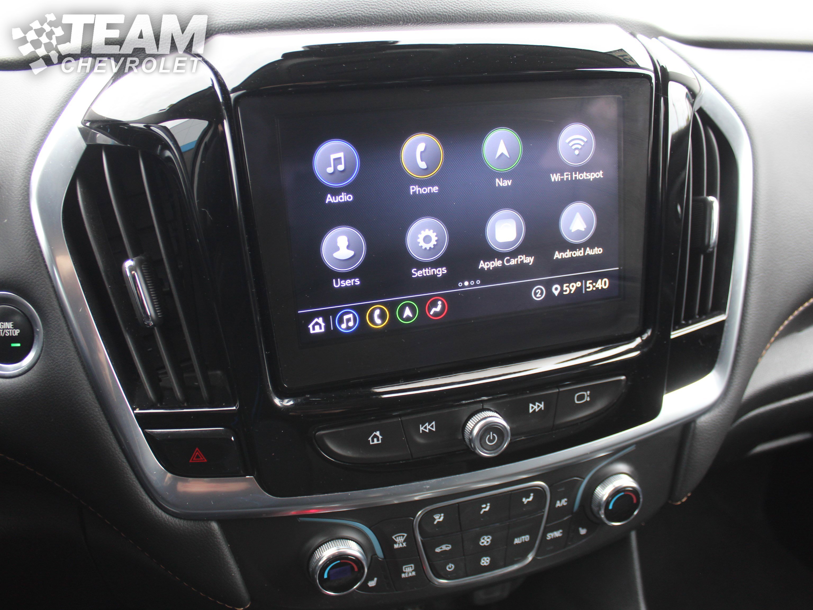 Used 2021 Chevrolet Traverse RS FWD image 15