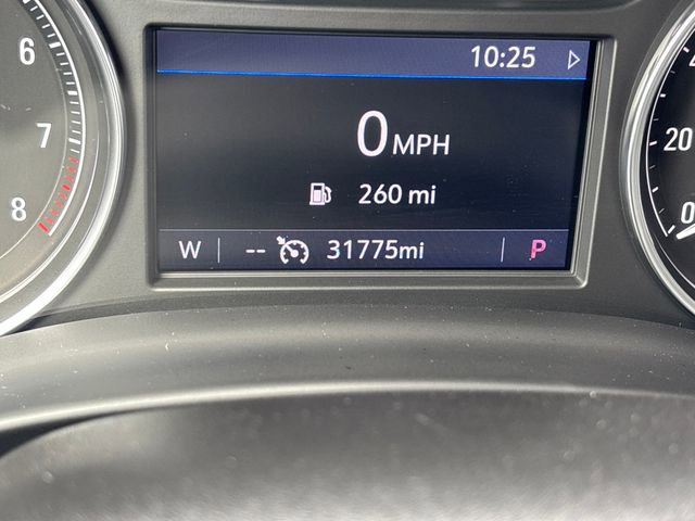 Used 2023 Buick Enclave Essence w/ Experience Buick Package image 28