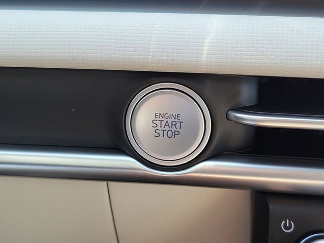 New 2026 Hyundai Tucson SE image 8