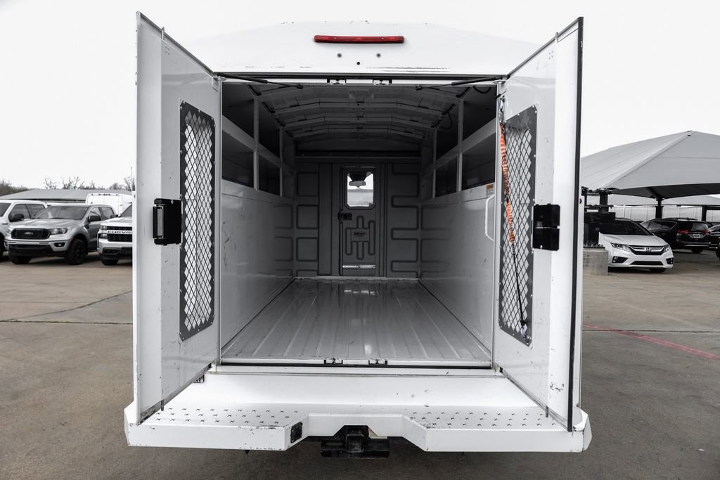 Used 2017 Ford Transit 350 138 w/ Interior Upgrade Package image 45